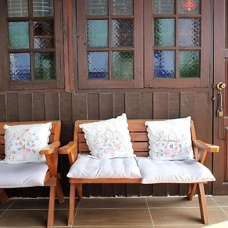 Urban Bed (Adults Only) Hostel Chiang Mai Exterior photo