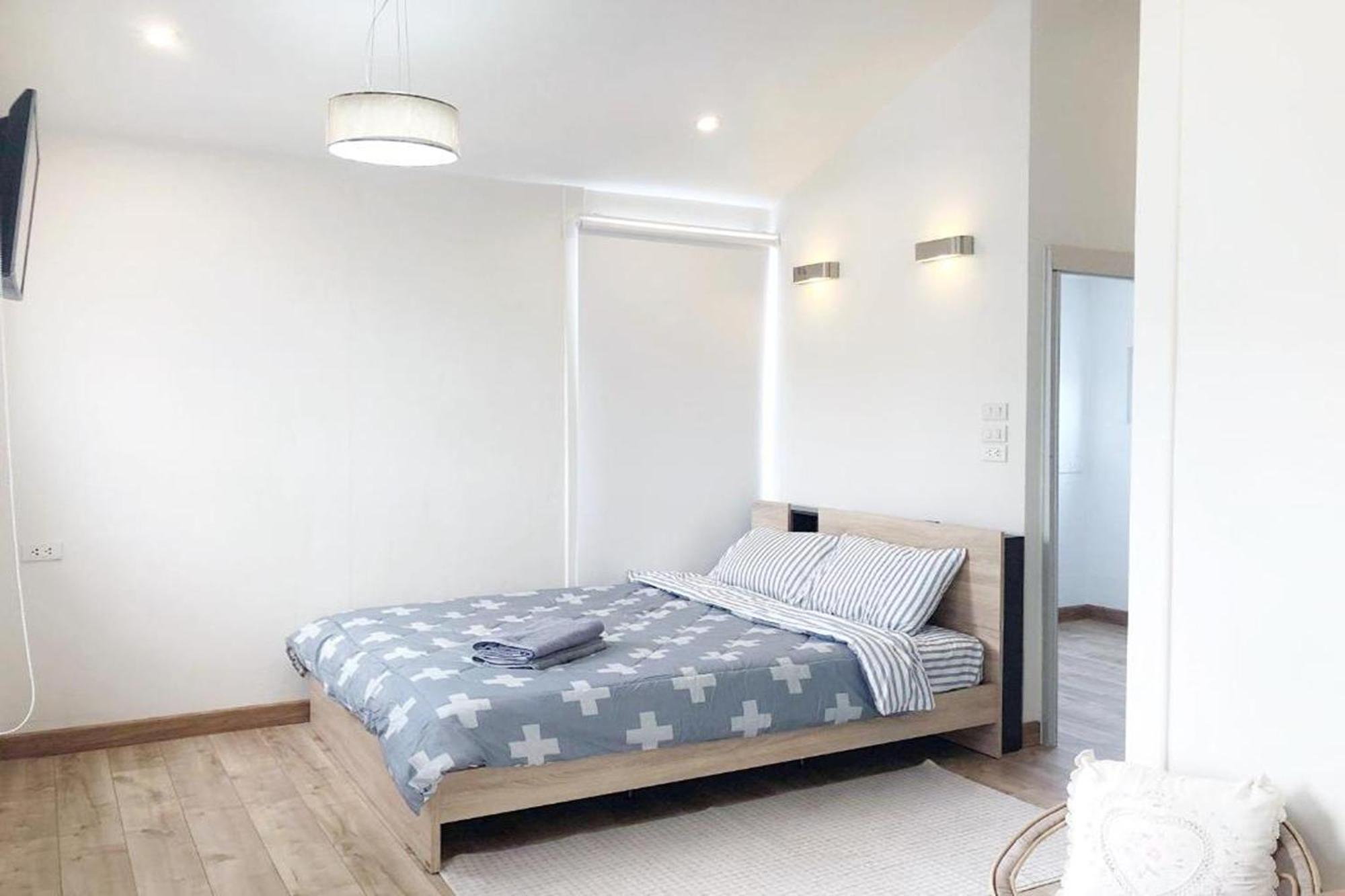 Urban Bed (Adults Only) Hostel Chiang Mai Exterior photo